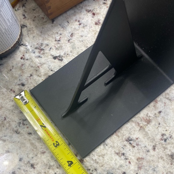 COPY - A to Z metal bookends. - Picture 2 of 3